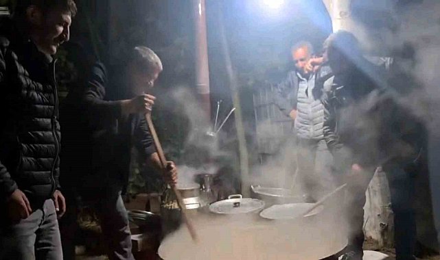 Ağrı'nın geleneksel Halise lezzeti Edirne'de ilgi gördü