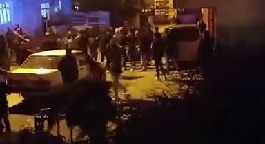 Aileler arasında savaşı andıran kavgada evler ateşe verildi