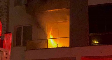 Ailesiyle tartıştı, evini ateşe verdi: 3 kişi dumandan etkiledi