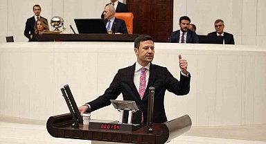 AK Partili Baykoç'tan Beşikçioğlu'na eleştiri: "Film çekmekten, dizi çekmekten boş zamanı yok"