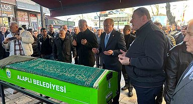 Alaplı Belediye Başkanı Tekin'nin annesi son yolculuğuna uğurlandı
