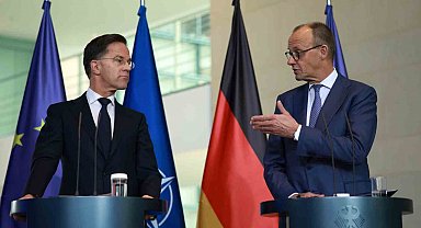 Almanya Başbakanı Merz: "Toprak tavizine cevap vermesi gerekenler öncelikle Ukrayna lideri ve halkıdır"