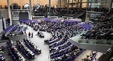 Almanya Federal Meclisinden yeni askerlik yasasına onay