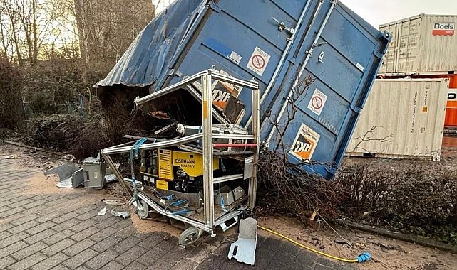 Almanya'da kontrollü patlatmada yanlış tespit: 28 konut hasar gördü, 58 kişi evsiz kaldı