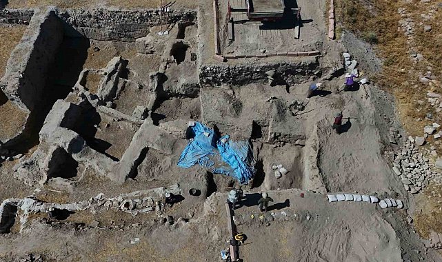 Anadolu'da 4 bin 500 yıl önce meyveler kurutularak yenmiş