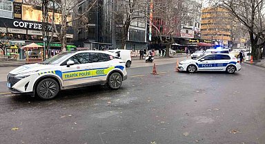 Ankara'da yılbaşı: Kızılay ve Tunalı Caddesi başta olmak üzere çok sayıda yerde güvenlik önemleri alındı