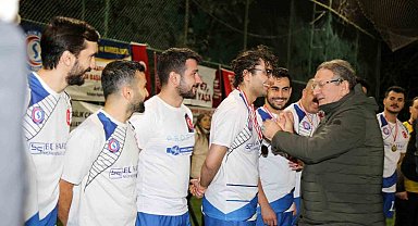 Antalya Sağlıkspor, 24. Geleneksel Futbol Turnuvası'nın şampiyonu oldu