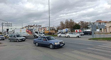 Antalya'da 4 araçlı zincirleme kaza: 1 yaralı