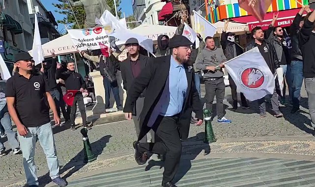 Antalya'da muhalif görüşlü gruplar arasında tartışma