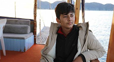 Antalya'dan eğitime yelken açan tekne, bir çocuğun hayallerini taşıyor