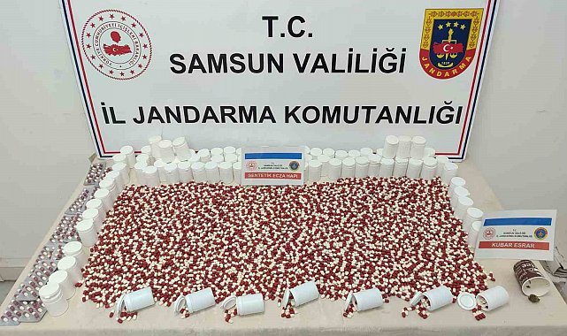 Apartman yöneticisi jandarma tarafından 7 bin uyuşturucu hapla yakalandı