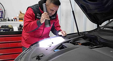 Araç satışında "sazan sarmalı" oyununu eksperin dikkati bozdu