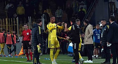 Archie Brown devam edemedi