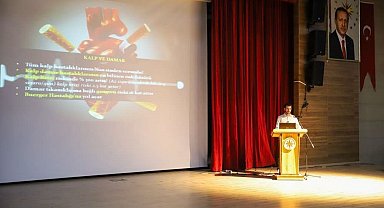 Ardahan'da "Bağımlılıkla Mücadele Konferansı" düzenlendi