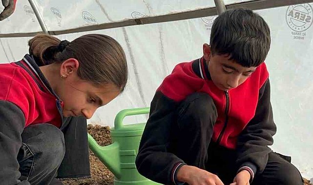 Arıcak'ta minik eller toprakla buluştu