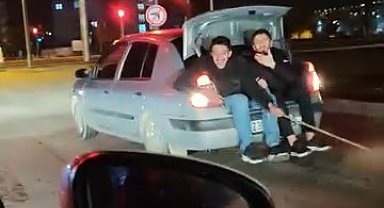 Arızalanan TOFAŞ'ı iple çektiler