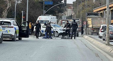 Arnavutköy'de hafriyat kamyonunun çarptığı yaşlı adam olay yerinde hayatını kaybetti