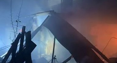 Artvin Şavşat'taki yangın bölgesine ulaşım kar nedeniyle güçlükle sağlandı