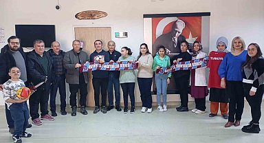 Artvin Trabzonspor Taraftarlar Derneğinden özel gereksinimli bireylere anlamlı ziyaret