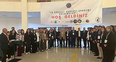 Atatürk Üniversitesi'nde "Ticari Bankacılık" paneli düzenlendi