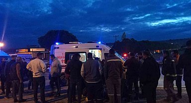 Ayvalık'ta trafik kazası: 2 yaralı