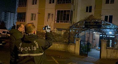 Baba-oğul arasındaki kavga kanlı bitti: 1'i ağır 2 yaralı