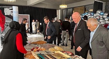 Babadağ'a özgü doğal lezzetler ve yöresel kıyafetler büyük ilgi gördü