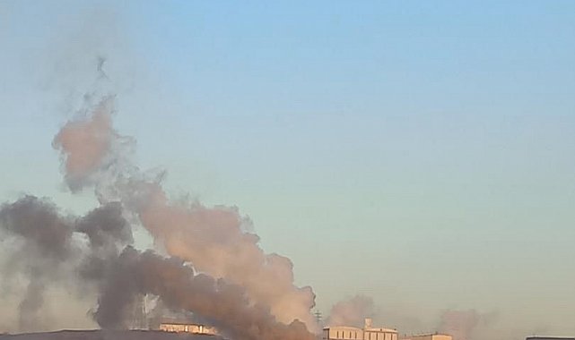 Bacadan çıkan simsiyah duman vatandaşı tedirgin etti