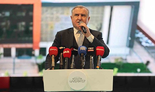Bakan Dr. Osman Aşkın Bak: "Çocuklarımız ve gençlerimiz abur cuburdan uzak dursun"
