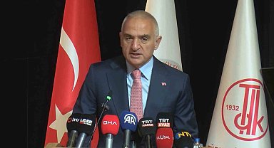 Bakan Ersoy: "Dil bir milletin sadece iletişim aracı değil hafızası, vicdanı ve yüreğidir"