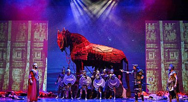 Bakan Ersoy: "Şimdi sıra Troya'da"