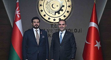 Bakan Kacır, Umman Ticaret, Sanayi ve Yatırım Teşvik Bakanı Yousef ile bir araya geldi