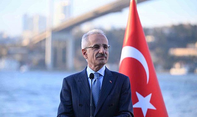 Bakan Uraloğlu: "Kasım ayında limanlarımızda elleçlenen yük miktarı 46 milyon 863 bin 236 ton olarak gerçekleşti"