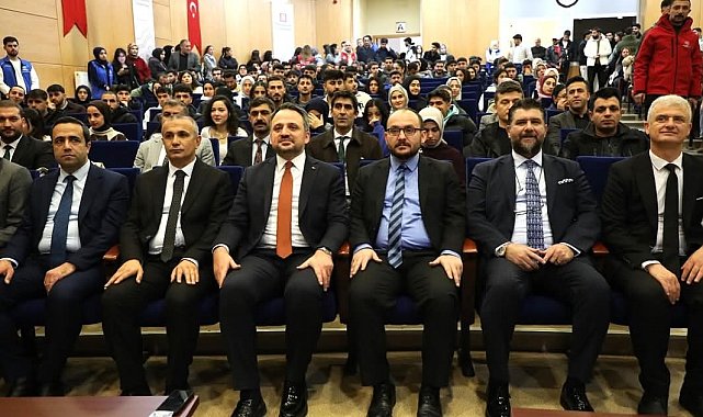 Bakan Yardımcısı Eminoğlu: "81 ilin tamamında gençlik ve spor tesislerimiz var"