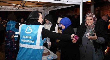 Balıkesir Büyükşehirden 20 ilçede kandil ikramı