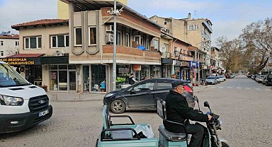 Balıkesir'de 4.9 büyüklüğünde deprem