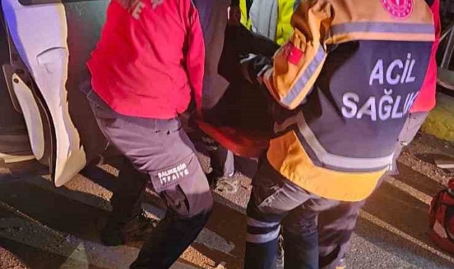 Balıkesir'de trafik kazası: 2 yaralı