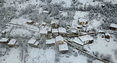 Bartın'da kar kalınlığı 1 metreyi aştı