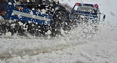 Bartın'da kar yağışı etkisini sürdürüyor