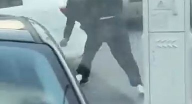 Başakşehir'de çocuk kavgası kamerada