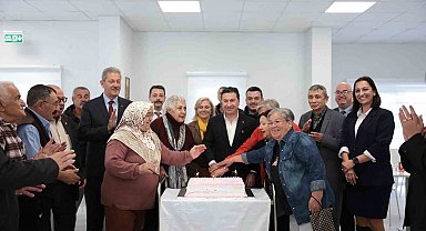 Başkan Aras'tan Yaşamevi'ni mutlu eden ziyaret