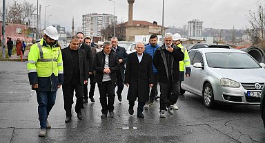 Başkan Büyükkılıç; Kartal Kavşağı altyapı çalışmalarını inceledi