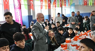 Başkan Çolakbayrakdar: "Meslek sahibi olmak, güçlü bir geleceğin anahtarıdır"