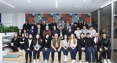 Başkan Dursun gençleri dinledi