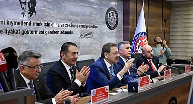 Başkan Erdoğan: "TOBB Başkanımızın ziyareti bizlere büyük bir moral ve güç kaynağı oldu"