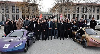 Başkan Eyüp Kahveci'den DPÜ'nün alternatif enerjili araç ekibine ziyaret