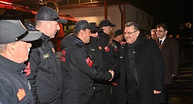 Başkan Genç'ten yılbaşında görev yapan personele ziyaret