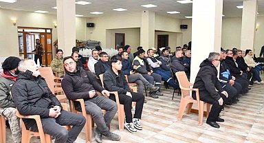 Başkan Karabacak'tan personele yeni yıl kutlaması ve yılbaşı hediyesi