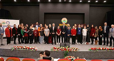 Başkan Kurnaz: "Çocuklarımızın yerel yönetimlerde söz sahibi olmalarını önemsiyoruz"