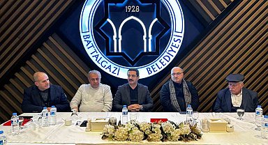 Başkan Taşkın'dan muhtarlarla istişare toplantısı